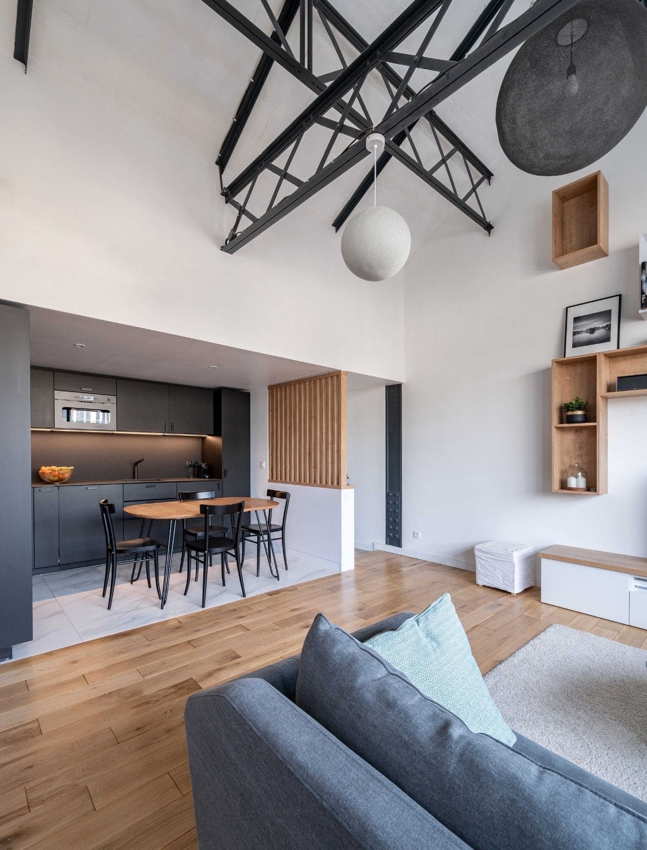 Rénovation totale Courbevoie : Black Box | Camille Duchemin